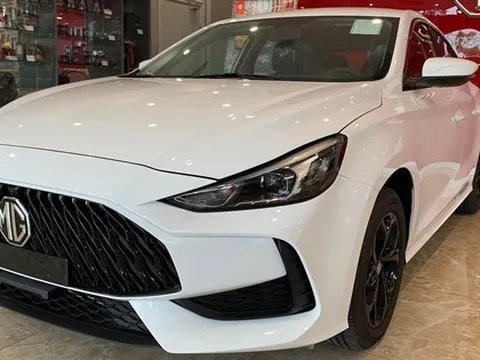 Giá MG5 chạm đáy mới tại đại lý: Giảm hơn 153 triệu đồng, rẻ ngang Grand i10 và Morning