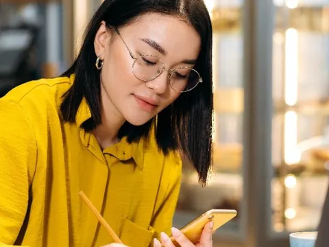 30 tuổi: Không kết hôn, sinh con, mua nhà, liệu bạn có thể sống một cuộc sống hạnh phúc chỉ nhờ vào tiền lương?