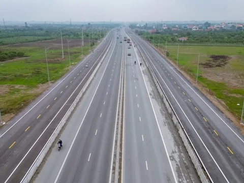 Toàn cảnh tuyến đường nối 2 cao tốc tổng trị giá 2,5 tỷ USD vừa thông xe