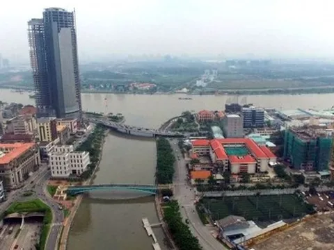 Kinh tế TP.HCM vững vàng trong “cơn gió ngược”