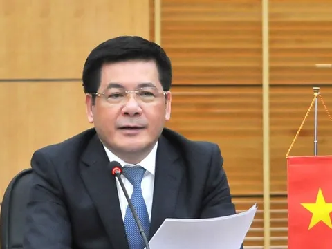 Kinh tế Việt Nam từng bước vượt qua 'hải trình' gian nan để cập bến