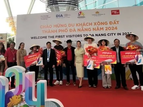 Hơn 100 chuyến bay ‘xông đất’ Đà Nẵng trong ngày đầu tiên của năm mới