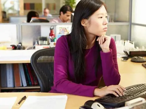 Liệu nhân viên văn phòng không giỏi quản lý tiền có thể đạt được “tự do tài chính”?
