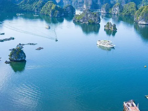 Đưa du lịch Việt Nam cất cánh