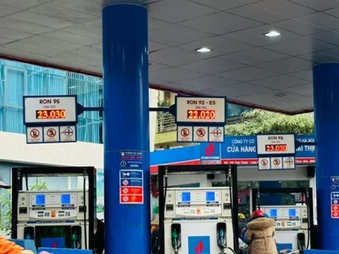 Đằng sau những lỗ hổng quản lý xăng dầu: Khi cơ quan quản lý vượt luật