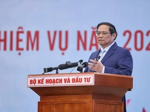 Thủ tướng: "2023 là năm của quy hoạch; còn 2024 cần bứt phá về nguồn nhân lực, trong đó có việc đào tạo 100.000 kỹ sư bán dẫn chất lượng cao"