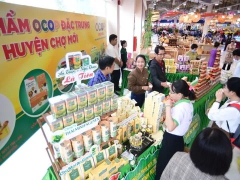 Co.opmart, Co.opXtra đưa đặc sản địa phương vào giỏ quà Tết