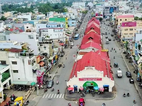 Một địa phương cấp huyện thu ngân sách hơn 4 tỉnh cộng lại