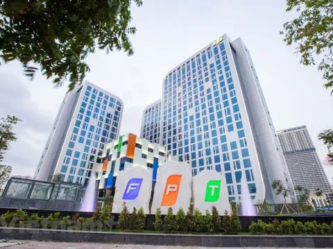 Sau 20 năm 'dấn thân', FPT đặt mục tiêu 1 tỷ USD doanh thu từ phần mềm cho ô tô