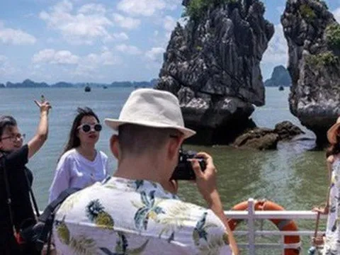 Khách sụt giảm, dịch vụ ế ẩm… thống kê du lịch vẫn tăng cao