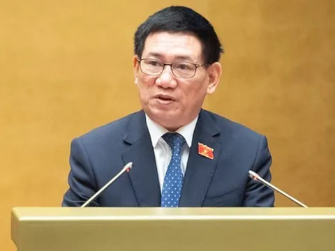 Trình Quốc hội bổ sung hơn 2.500 tỉ đồng cho EVN kéo điện lưới ra Côn Đảo