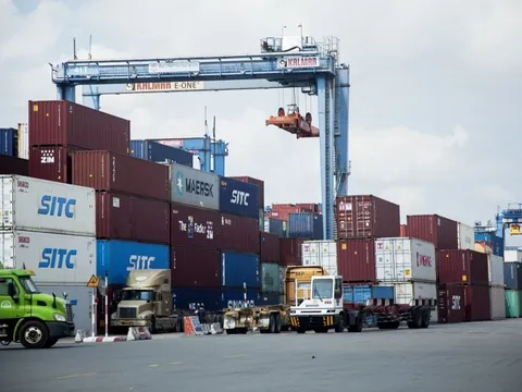 'Thông luồng' xuất khẩu nông sản Việt