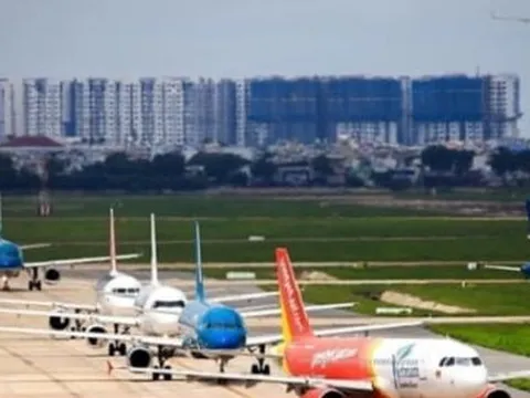 Hàng không, đường sắt liên tục tăng chuyến Tết, phục vụ lượng khách khổng lồ