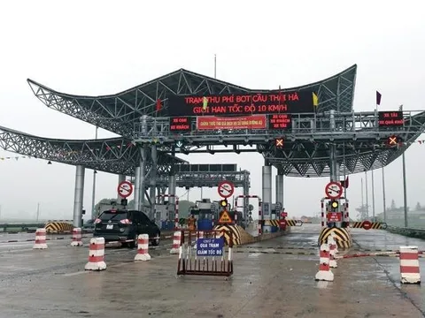 Kỳ lạ một doanh nghiệp BOT báo lỗ triền miên trong 5 năm, cổ phiếu 'lao dốc' từ 50.000 đồng về còn ngang một ly trà đá