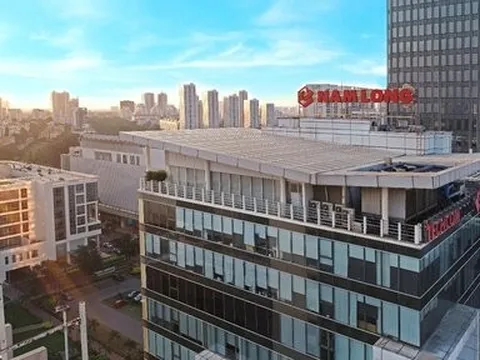 Chủ tịch và Tổng Giám đốc Đầu tư Nam Long đồng loạt bán ra cổ phiếu