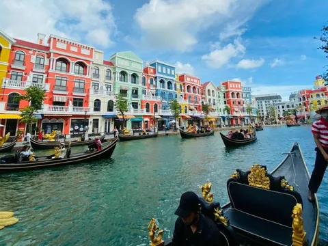 Thành phố trẻ nhiều chỉ tiêu kinh tế vượt kế hoạch, thu ngân sách hơn 4 tỉnh cộng lại, sẽ xây thêm 4 tuyến đường mới