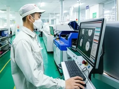 Bóng đèn Rạng Đông mỗi ngày lãi 1,6 tỷ đồng nhờ quả ngọt chuyển đổi số