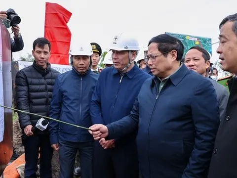 Thủ tướng kiểm tra tiến độ dự án đường dây 500 kV đặc biệt quan trọng với an ninh năng lượng quốc gia