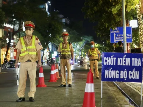 Cử tri cho rằng quy định nồng độ cồn bằng 0 là "rất khó khăn cho người dân" - Bộ GTVT nói gì?