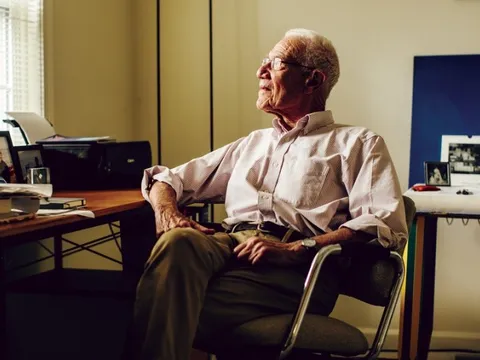 Robert Solow đã khiến chúng tay thay đổi cách nghĩ về tăng trưởng kinh tế như thế nào?