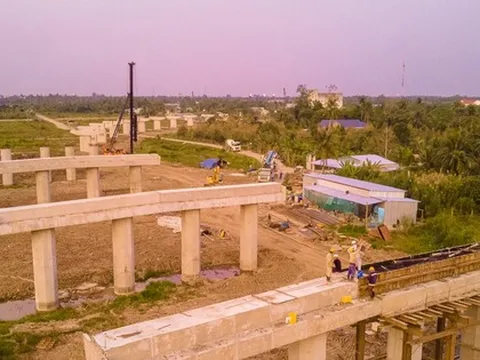 Cao tốc Cần Thơ - Cà Mau nguy cơ 'vỡ' tiến độ