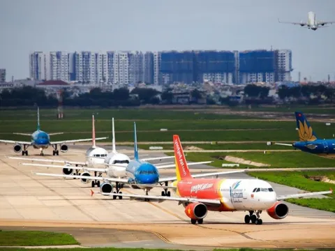 Nhu cầu đặt vé máy bay tăng vọt dịp Tết Nguyên Đán 2024