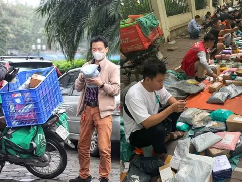 Hội shipper “ngập mặt” trong đơn hàng Tết: "Không đình công nhưng đã quá tải..."