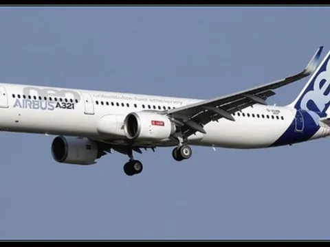 Việt Nam tạm dừng bay 42 máy bay để kiểm tra động cơ