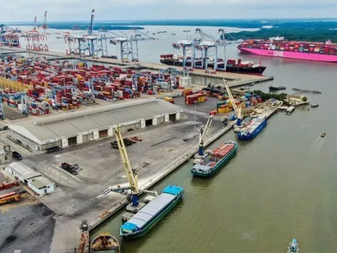 Quyết tâm xây dựng Việt Nam ngày càng giàu mạnh