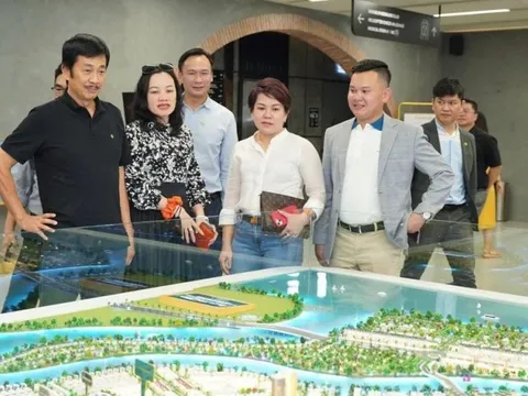 Lãi hơn nghìn tỷ một quý, Novaland trả lương bao nhiêu cho lãnh đạo?