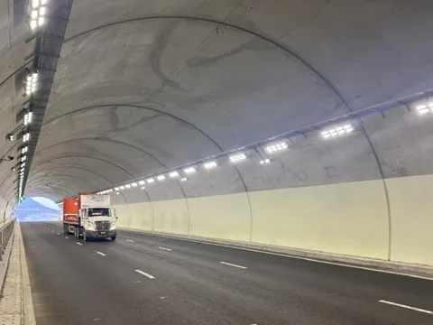 Điều đặc biệt tại hầm cao tốc sử dụng công nghệ hiện đại hàng đầu thế giới do Tập đoàn Sơn Hải thi công