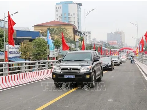 Thông xe kỹ thuật cầu vượt đường sắt Hà Nội - Thái Nguyên