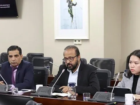 Tập đoàn tuyên bố rót 10 tỷ USD vào Việt Nam bắt đầu thảo luận việc đầu tư nhà máy nhiệt điện, dự án truyền tải điện