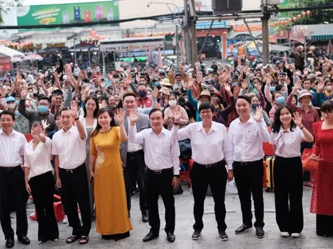 Sài Gòn Co.op đưa miễn phí 900 người dân về quê đón Tết