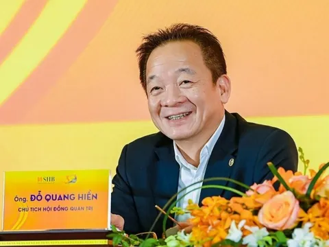 Chuyện quá khứ bầu Hiển vượt ‘kiếp nạn’ nợ thuế bị gọi là “Chúa Chổm”: Không nhận giúp đỡ vì không muốn sai thêm, khuyên nhân viên nghỉ việc để đi tìm kiếm cơ hội tốt hơn