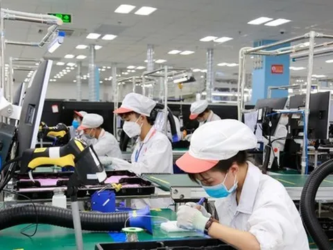 Lợi thế của Việt Nam trong ngành bán dẫn tỷ USD