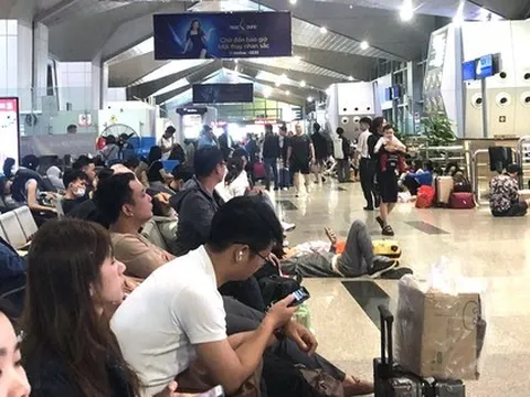 Lý do nhiều chuyến bay không thể hạ - cất cánh từ Vinh