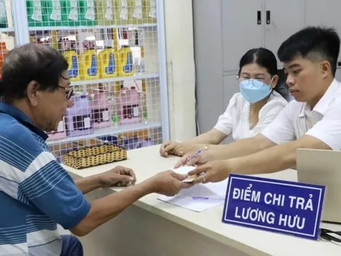 Nhiều cải cách tiền lương cho người hưu trí, có công