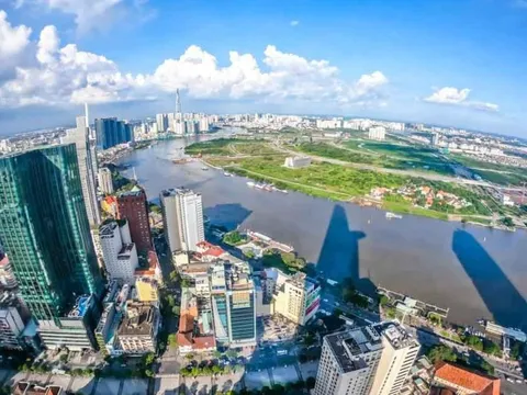 Thoát khỏi thu nhập trung bình thấp sau 30 năm, đâu là con đường phát triển lý tưởng để Việt Nam trở thành nước thu nhập cao vào năm 2045?