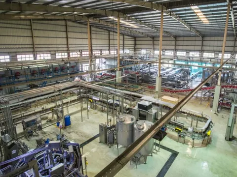 13 năm sau thương vụ bán mình gần 2.000 tỷ, nhà máy bia lớn nhất miền Trung vẫn "đẻ trứng vàng" bất chấp thị phần không tăng