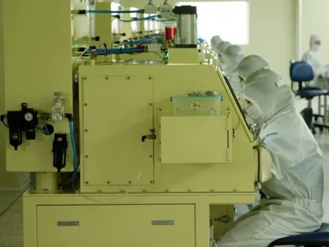 Phát triển công nghiệp bán dẫn: Kết hợp sức mạnh nội tại và nguồn lực quốc tế