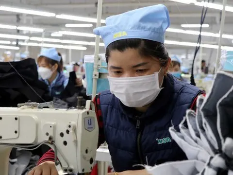 Nhiều lao động ngoài 40 tuổi đã bị sa thải, chờ nghỉ hưu