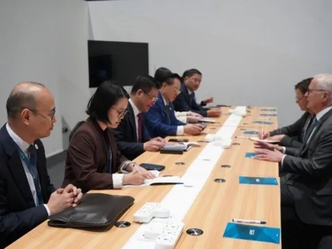 Bộ trưởng Công Thương làm việc với Chủ tịch SIA về lĩnh vực bán dẫn