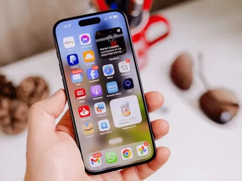 Giá smartphone đồng loạt dò đáy: iPhone 12, 15 Pro Max rẻ chưa từng có trong lịch sử, siêu phẩm đình đám 1 thời chỉ còn 7 triệu đồng