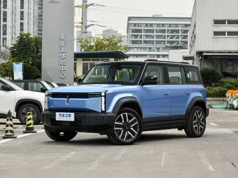 Apple có thể từ bỏ iCar nhưng hãng này thì không – lập tức cho ra xe điện iCar kích thước ngang Kia Seltos, giá từ 370 triệu
