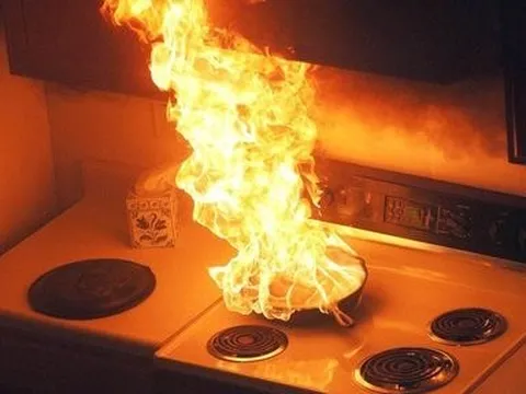 Sai lầm của nhiều người khi sử dụng bếp từ, chuyên gia cảnh báo