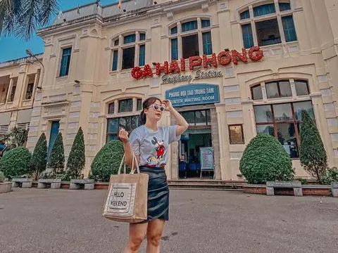 Người dân Hà Nội đi Hải Phòng “food tour”, doanh thu tàu khách Hà Nội - Hải Phòng tăng mạnh