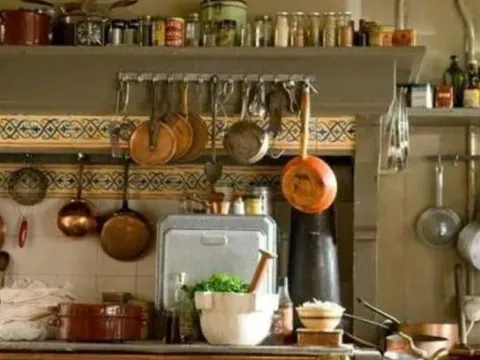 Vật dụng có thể “bẩn” nhất trong bếp thường bị bỏ qua