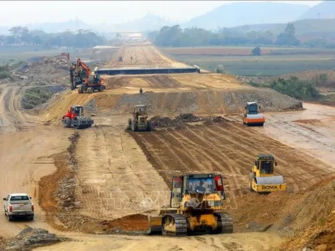 Bộ Tài chính: Vẫn còn 32 bộ, cơ quan trung ương chưa giải ngân đầu tư công