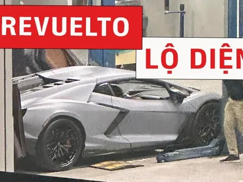 Lamborghini Revuelto đầu tiên tại Việt Nam lộ diện: Hơn 1.000 mã lực mạnh nhất hãng, ra mắt ngay trong tháng này, giá dễ cao hơn Aventador